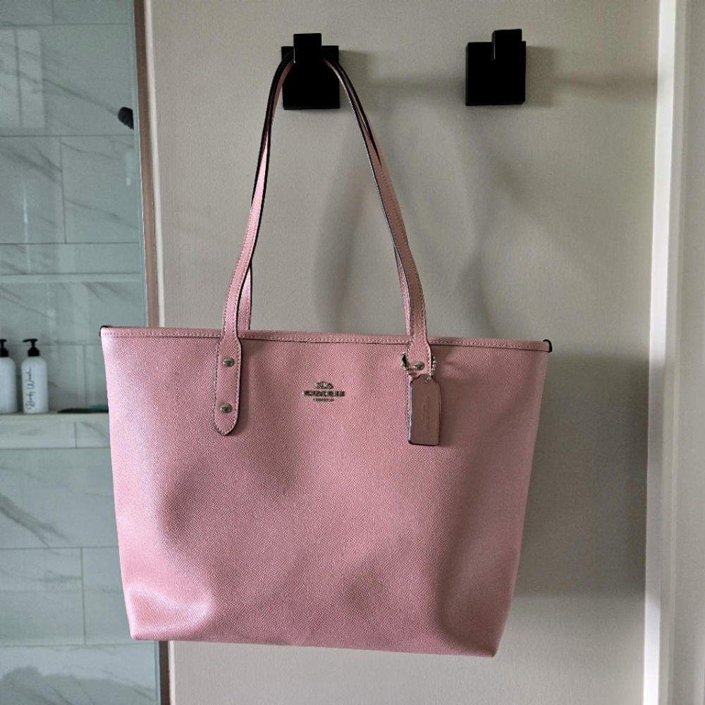 Large Coach Hand Bag